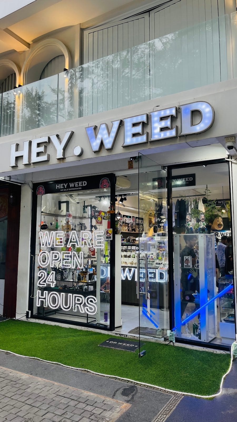Hey.Weed