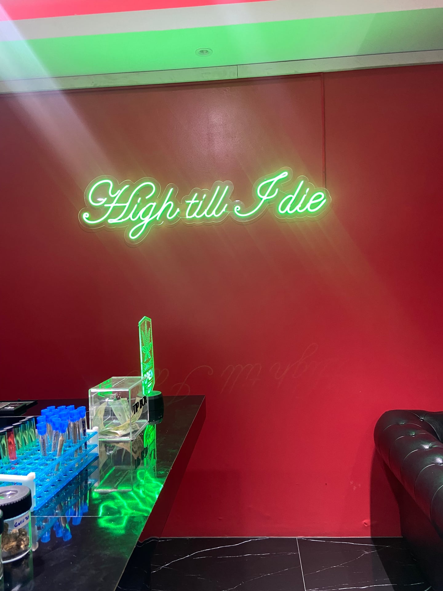 House Of Weed