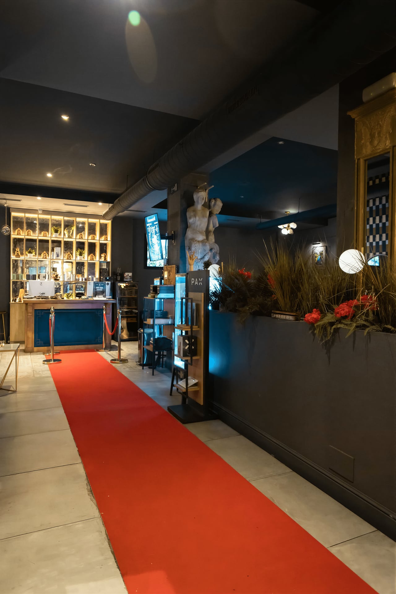 The High Class Bcn Weed Club