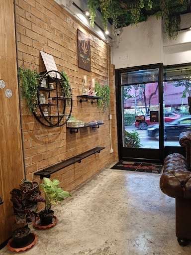 Buddha's Kush Street Thonglor