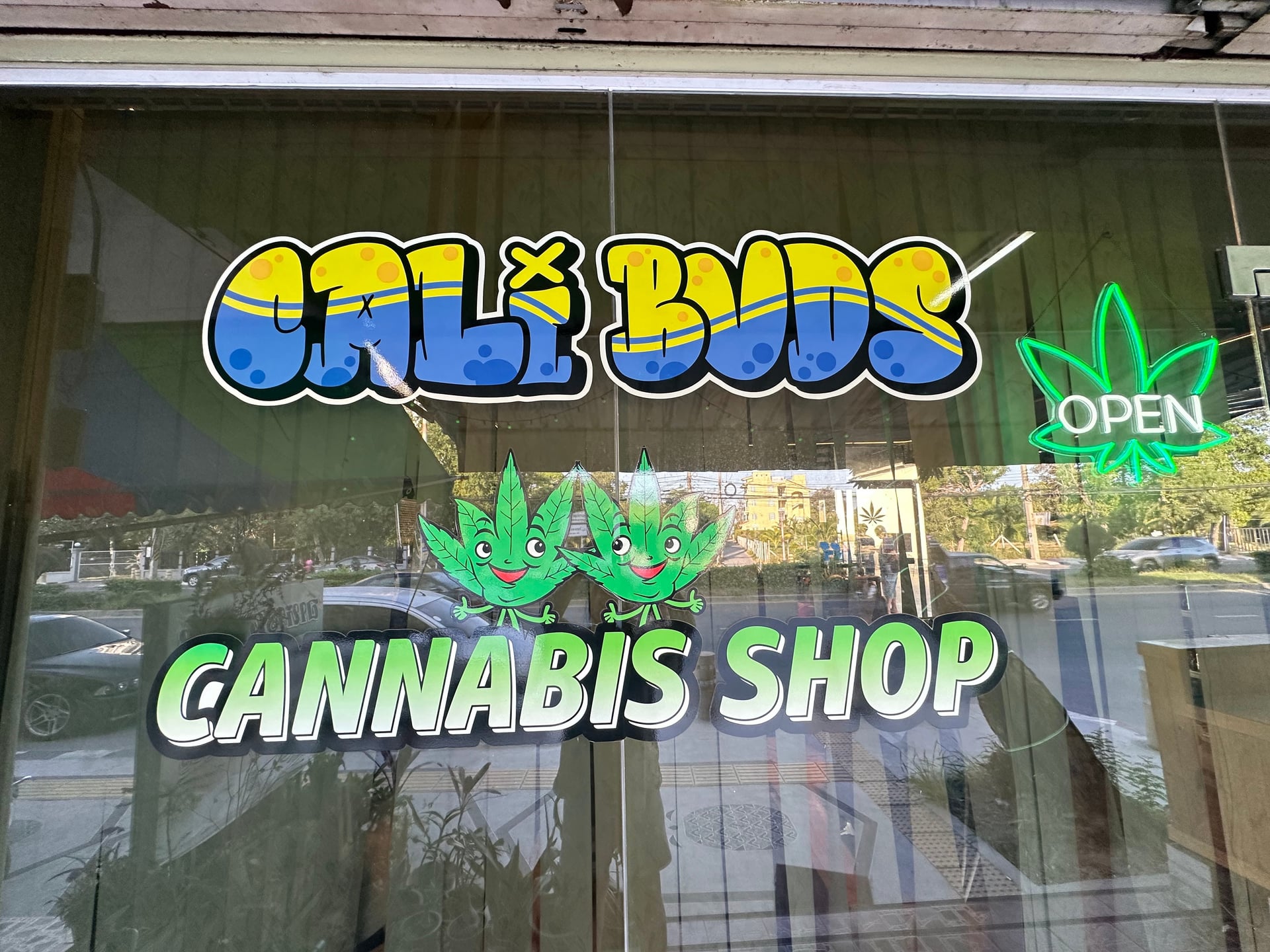 Cali Buds