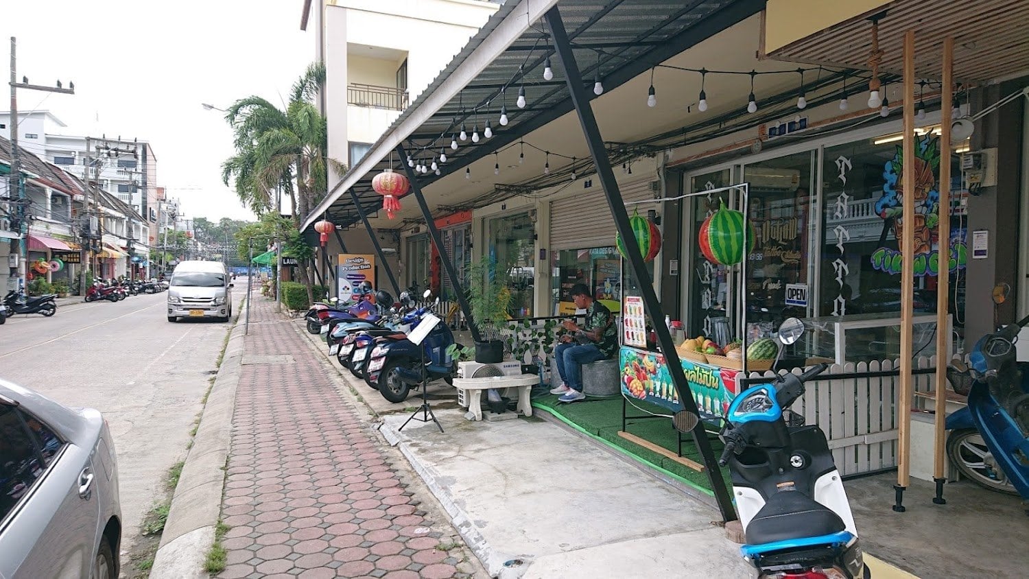 Outlaw Tattoo Studio & Tiki Weed