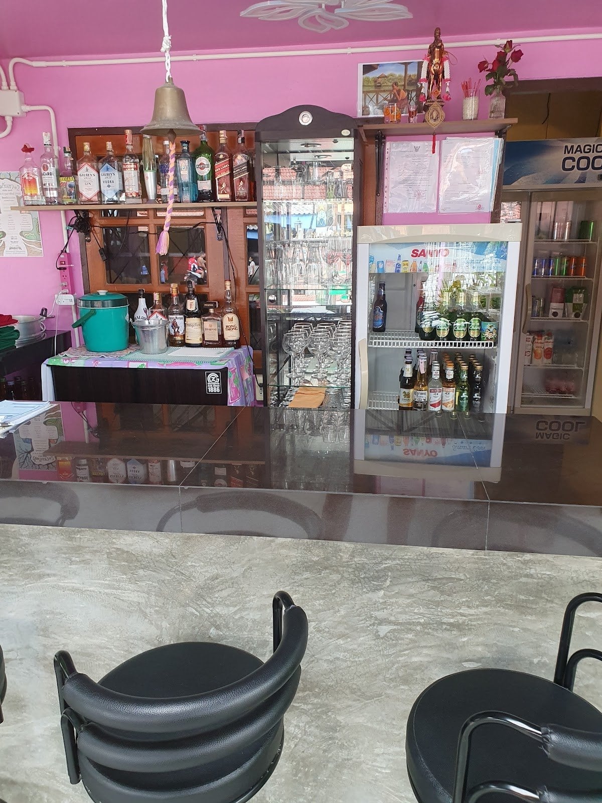 CBD Canabis Bar Deli