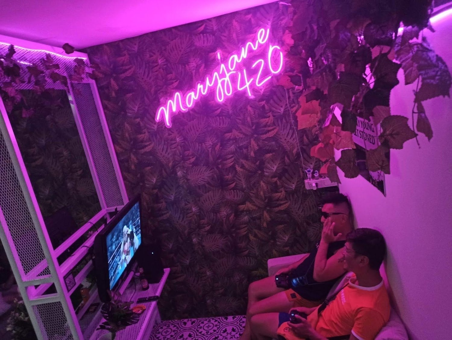 Mary Jane 420 Samui