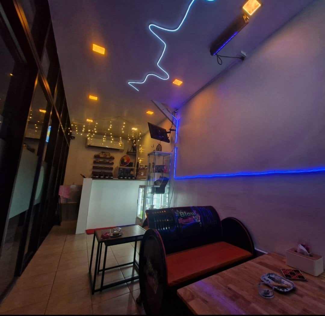 Buds House Café Naklua
