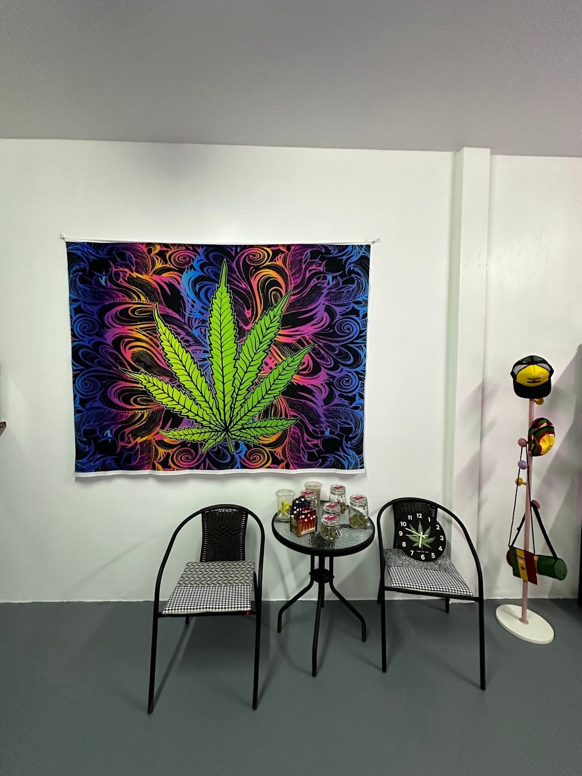 Sabai Sabai Premium Cannabis Boutique Naiyang