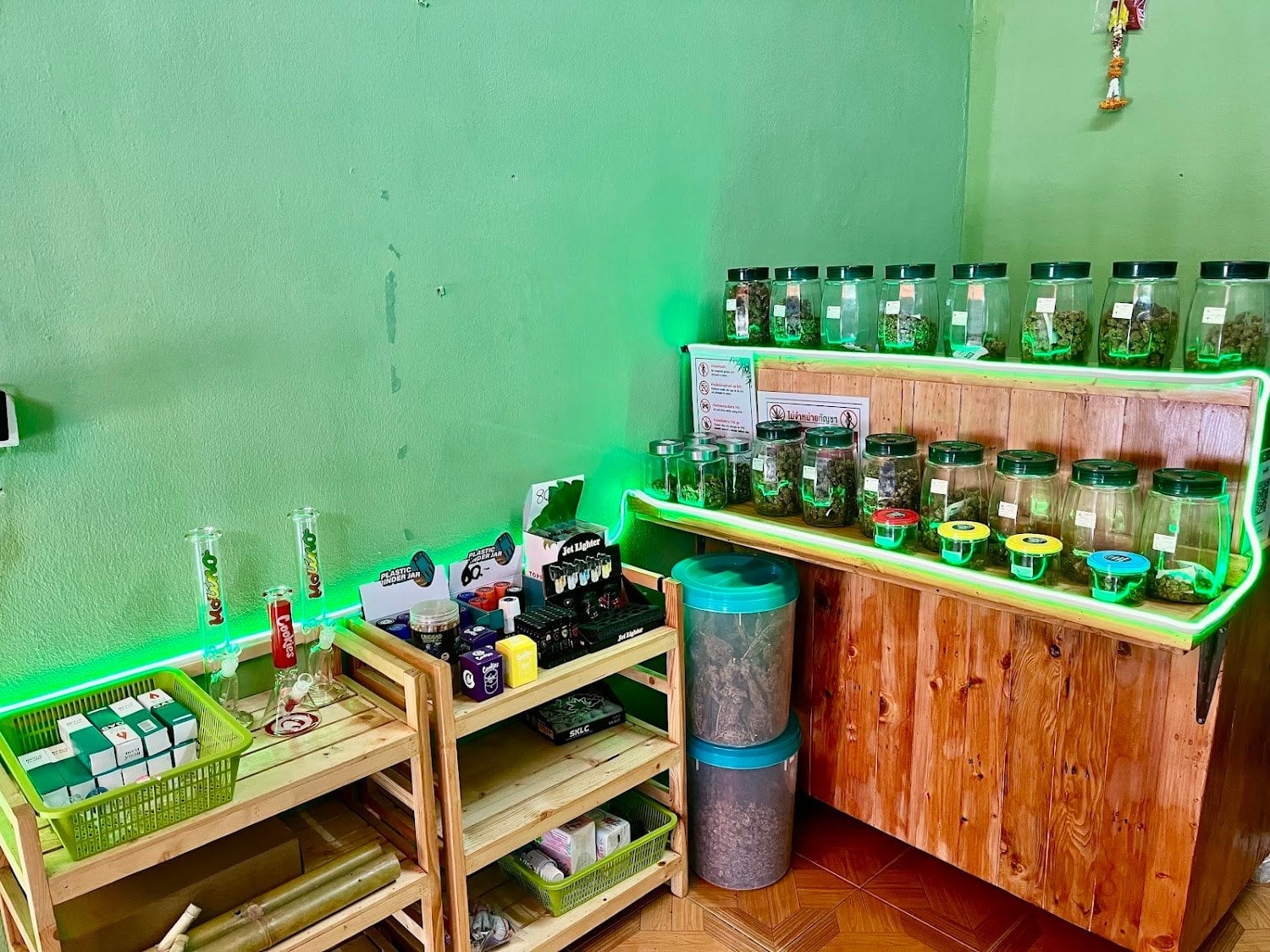 V4 Cannabis