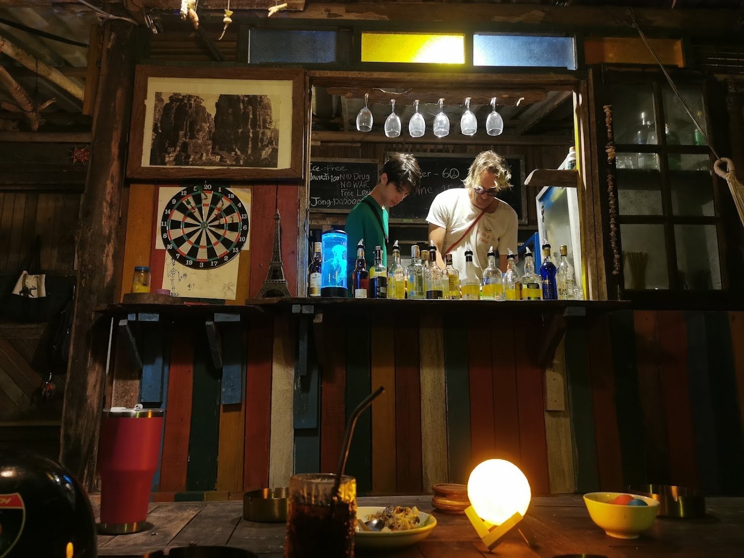 Tawan Eco Bar