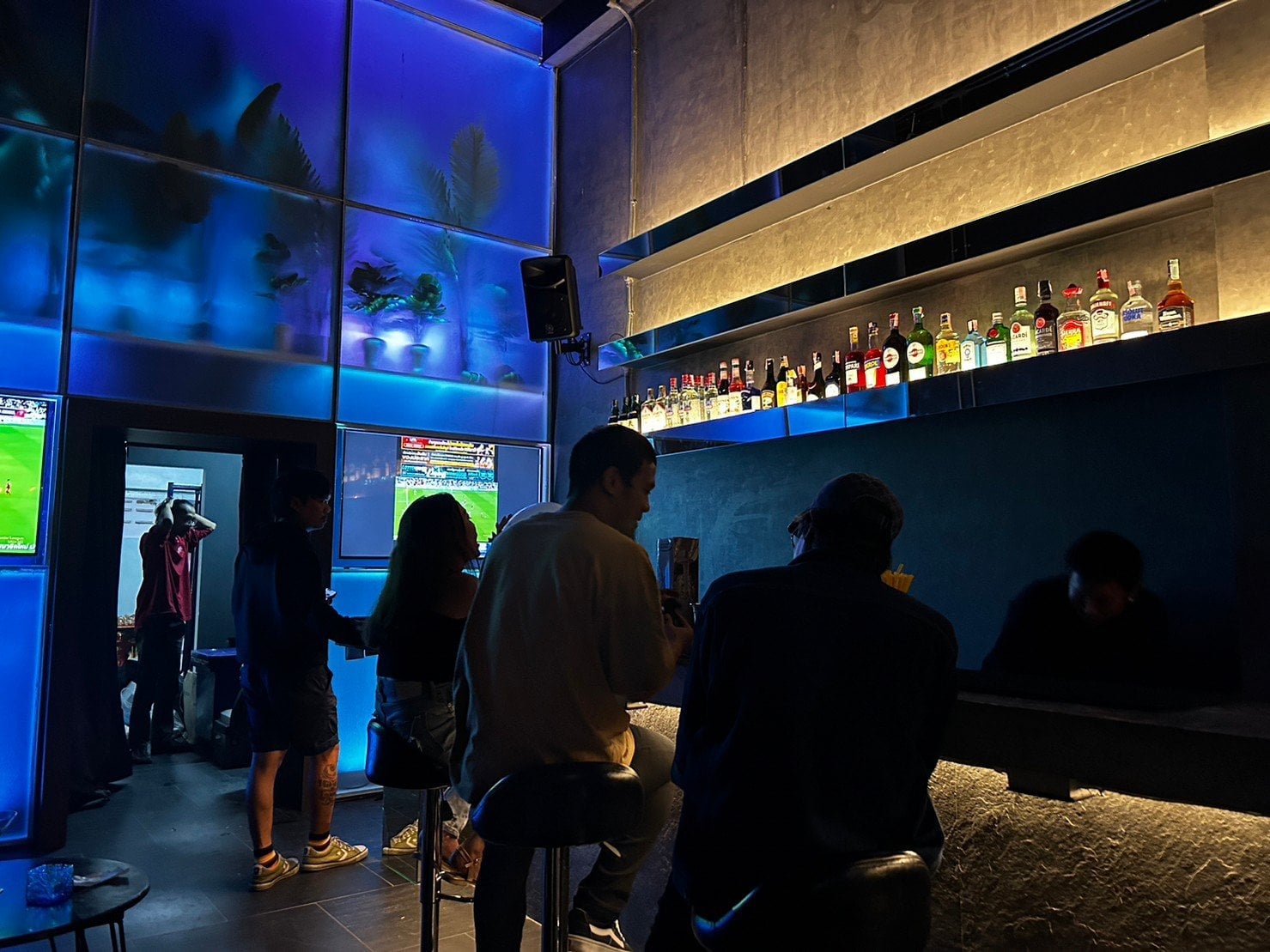 Mimosa Cocktail Bar
