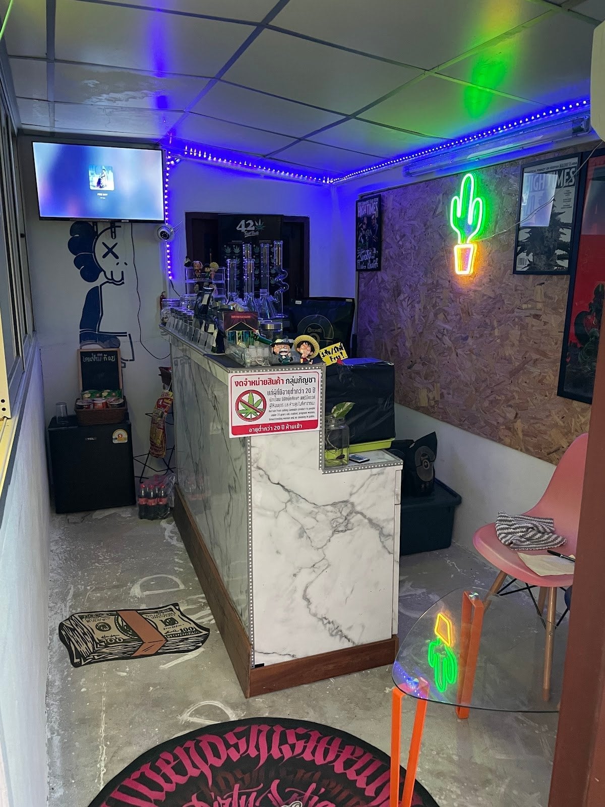 ladyai42O Cannabis Mae Klong