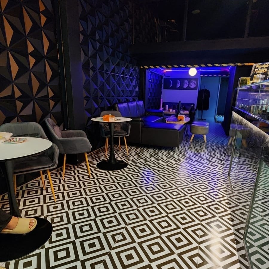 Terpy Highs Cafe & Lounge