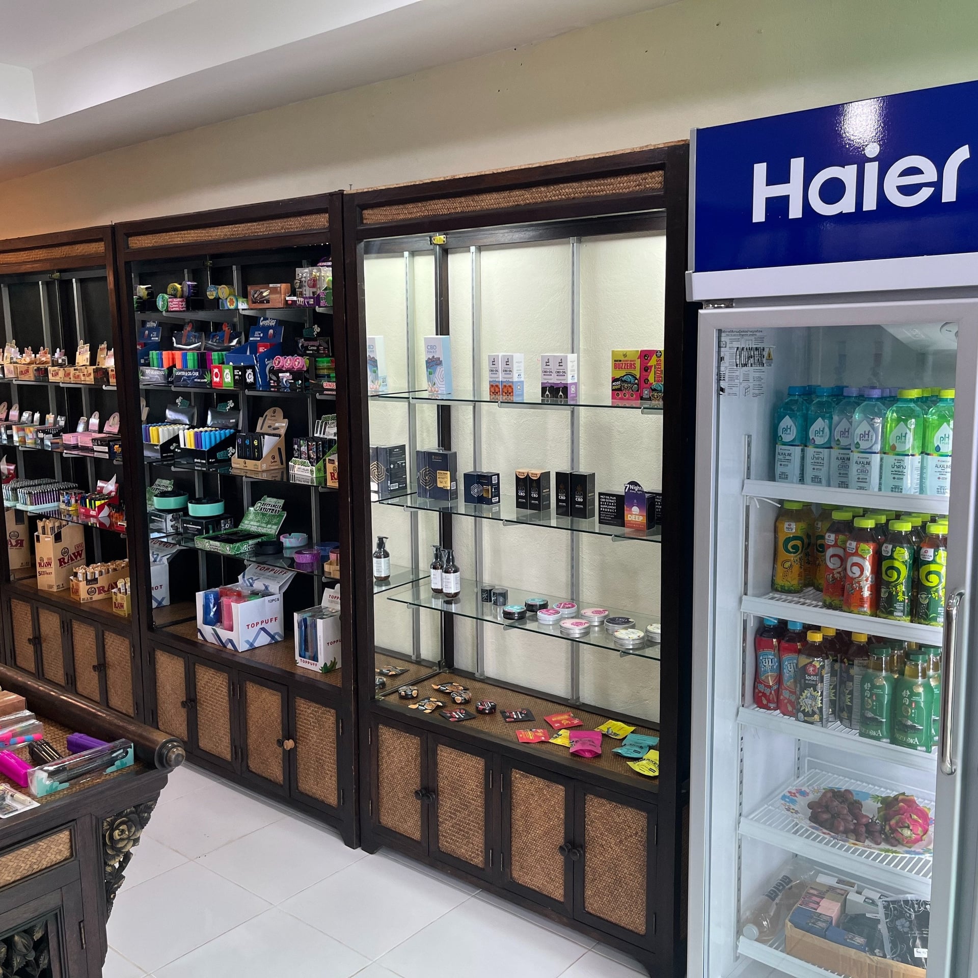 Haze Buds Cannabis Chiang Mai Gate Saturday Walking Street Weed