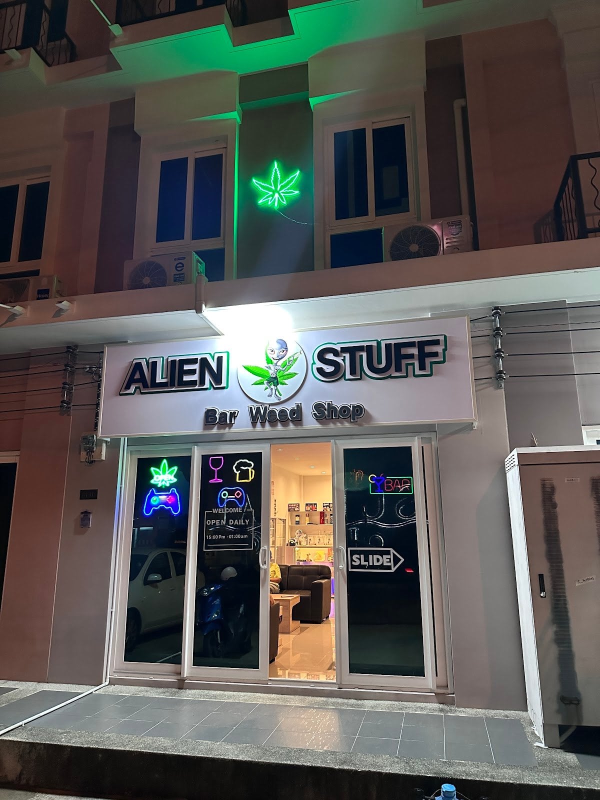 Weed Cannabis Alien Stuff Canabis Store Dispensary Weed Shop Marihuana