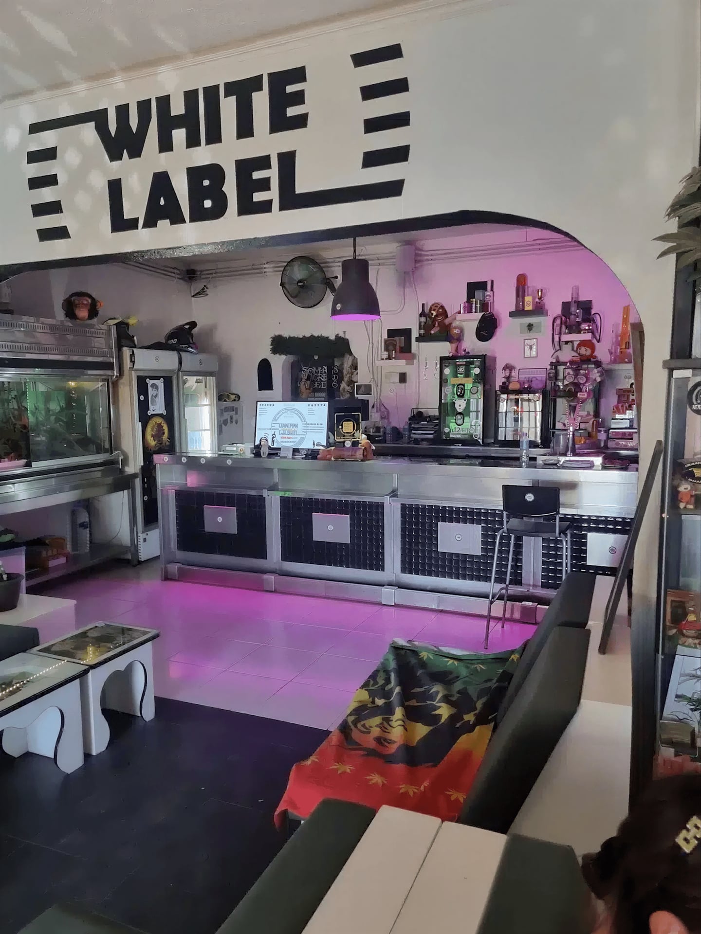 White Label
