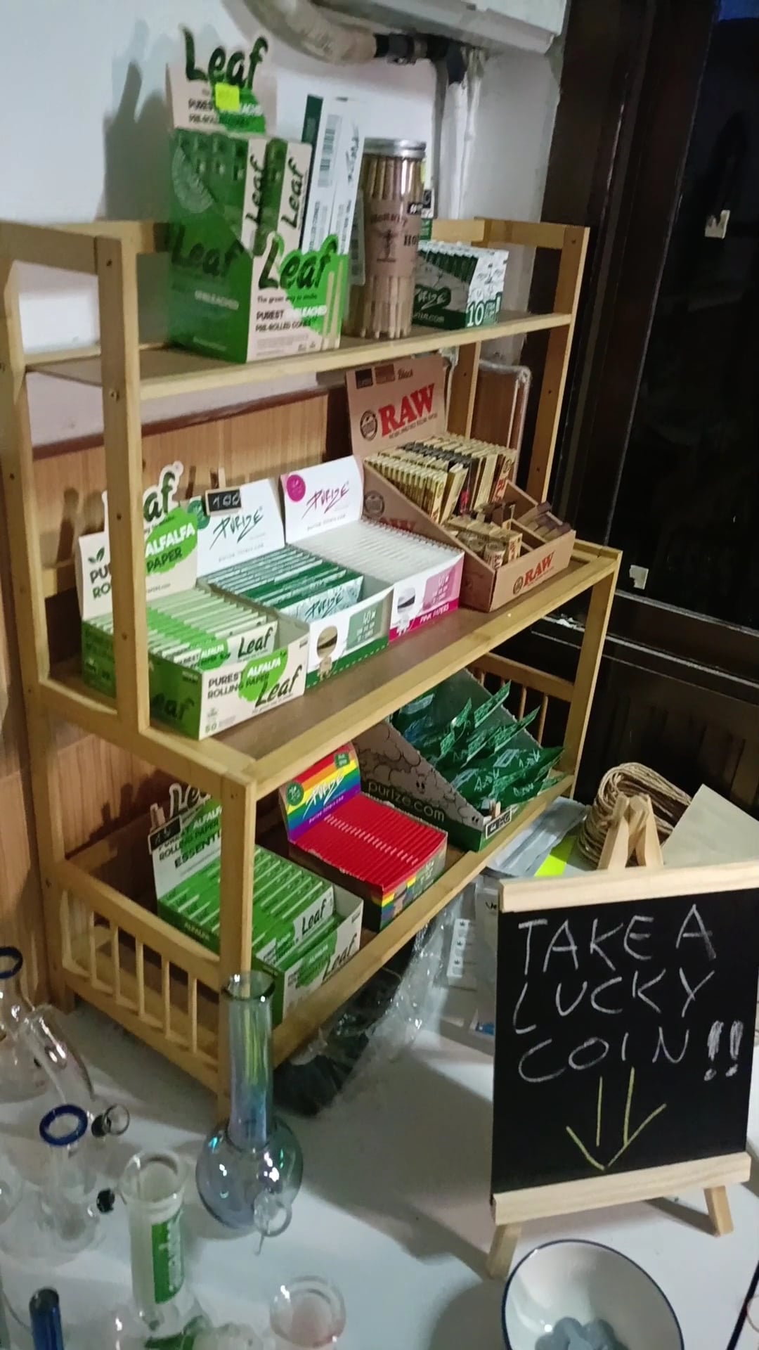 Jungle Kings Cannabis Bar Weed And Snus