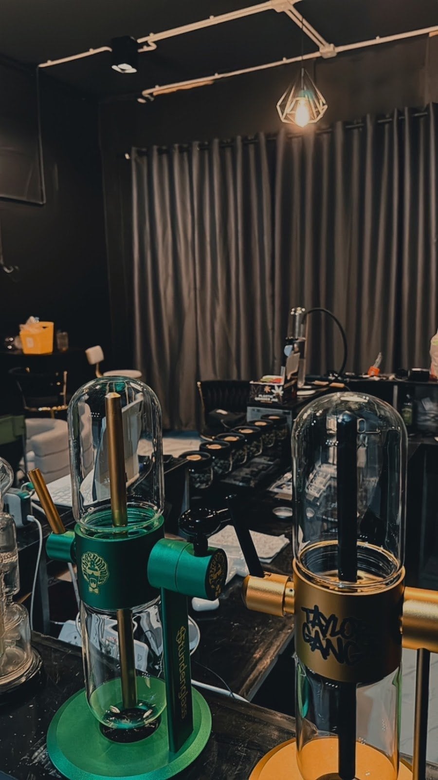 Mac 420 Cannabis Store Weed