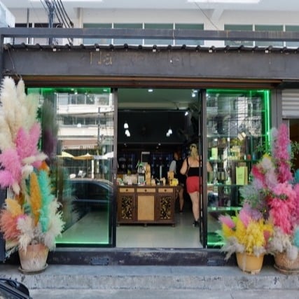 Haze Buds Cannabis Chiang Mai Sunday Walking Street Weed