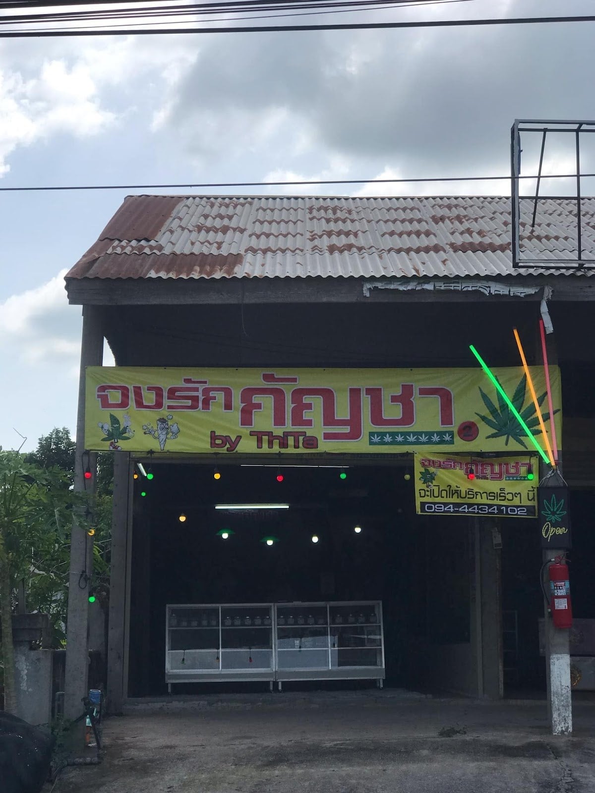 Ganja Canabis Shop By Thita
