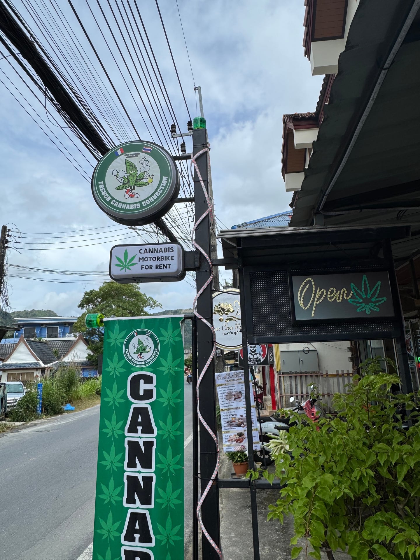 French Cannabis Connection Dispensary Weed & Store Motorbike Kamala