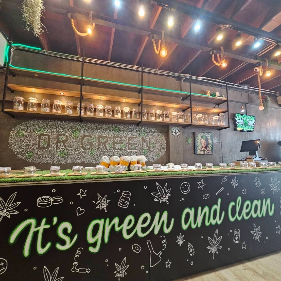 Dr Green Udom Suk