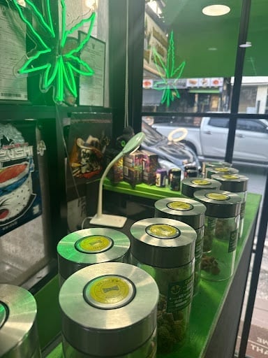 King Kush 24 Hour Cannabis Shop