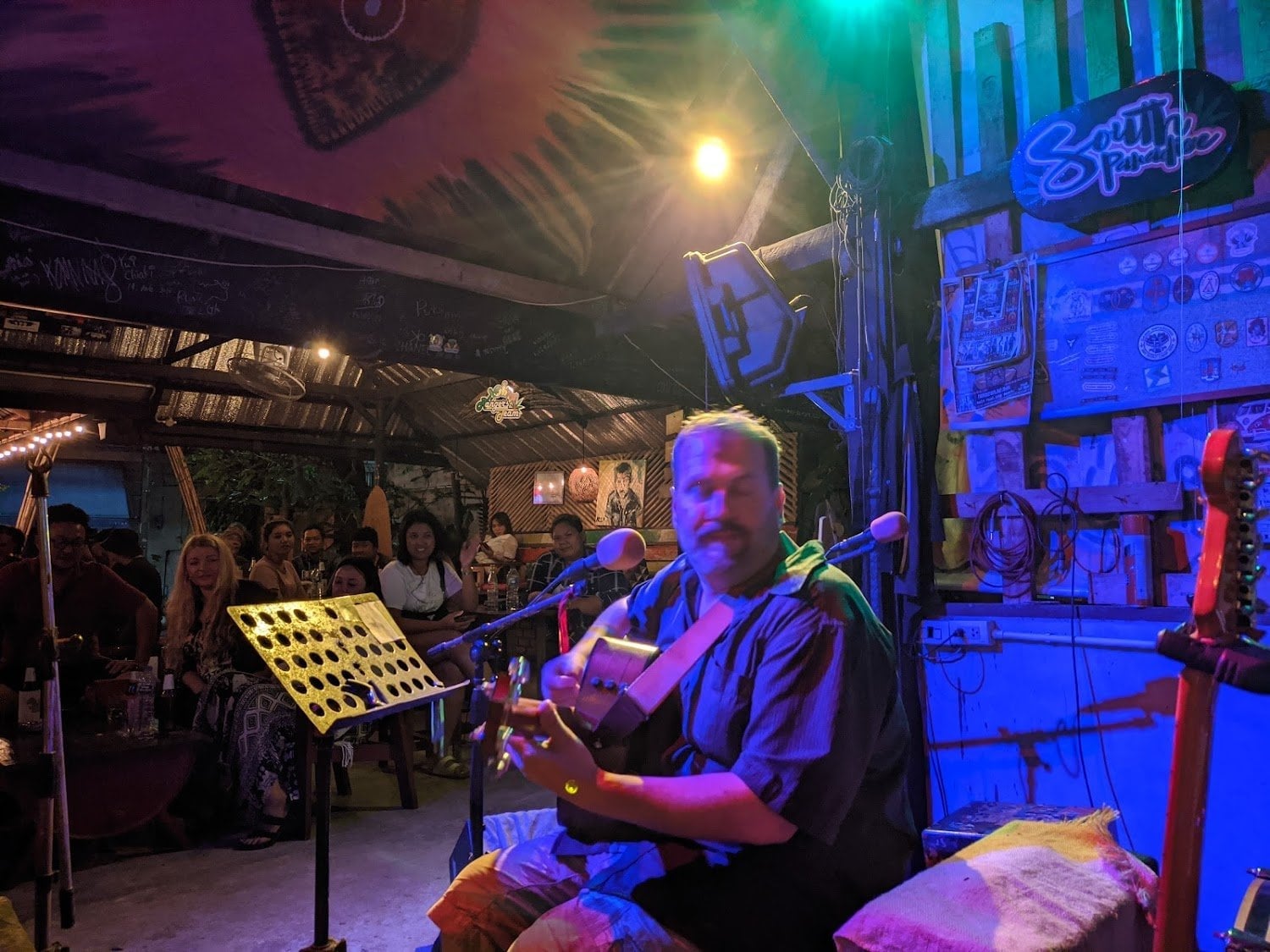 11 7 Live Music Bar