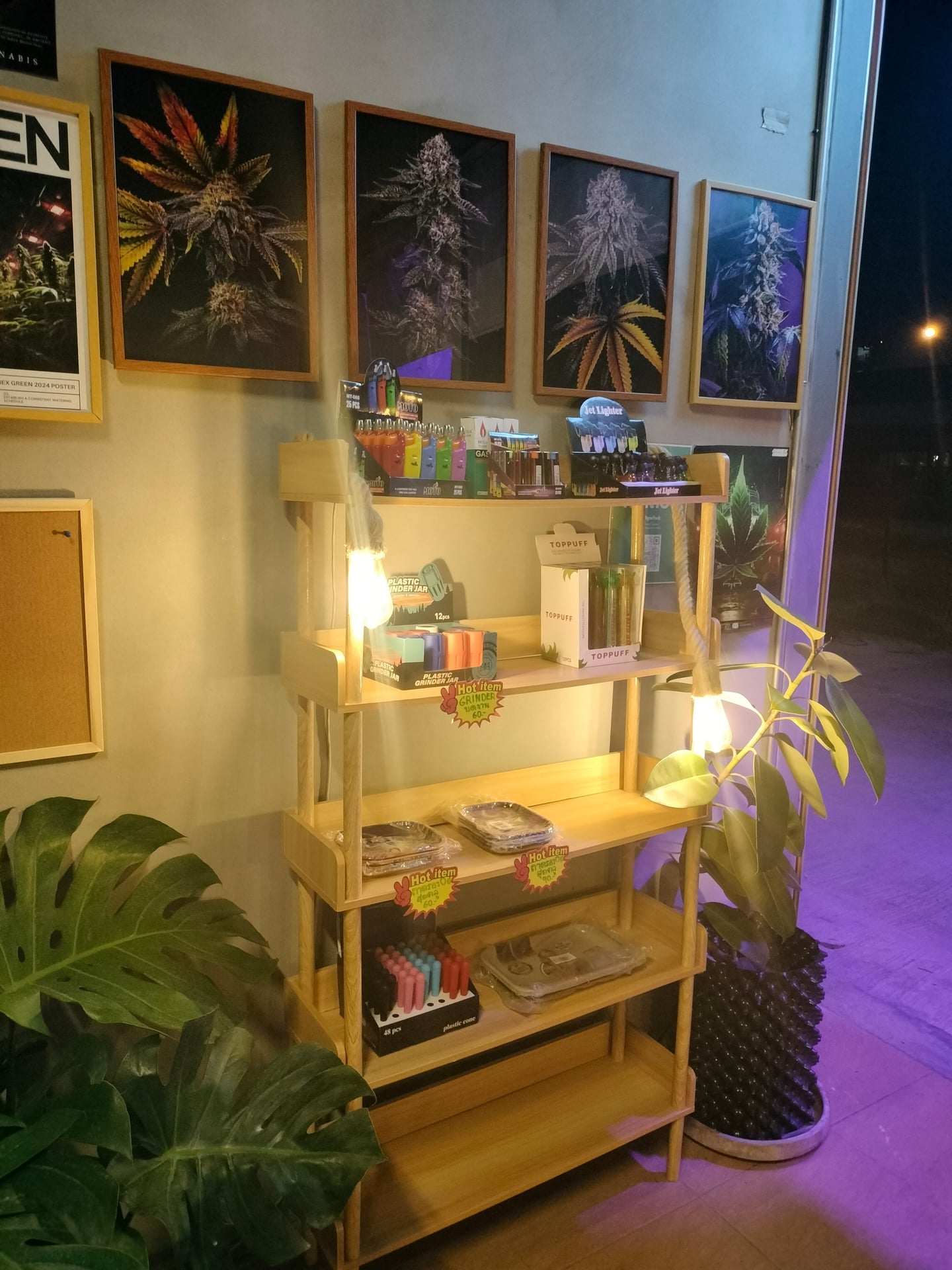 Green Cartel Cannabis Mahanakhon