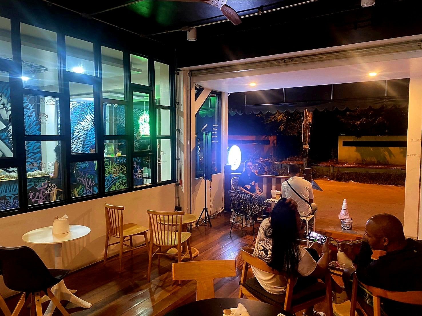 Stardust Café