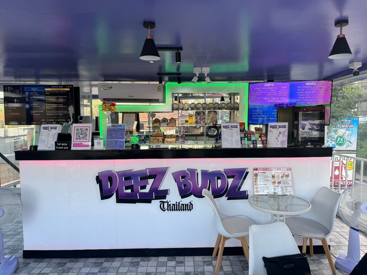 Deez Budz - Open Daily: 1 PM - 6 AM
