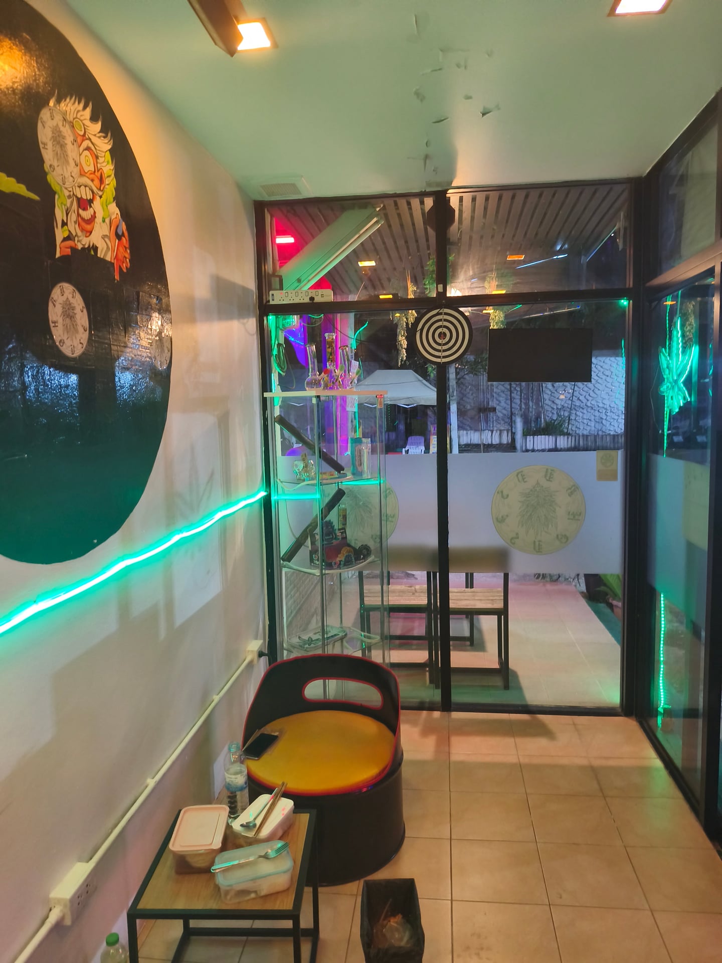 Buds House Café Naklua