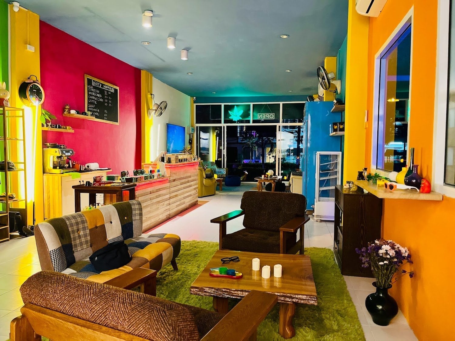Dirty Hippies Coffeeshop