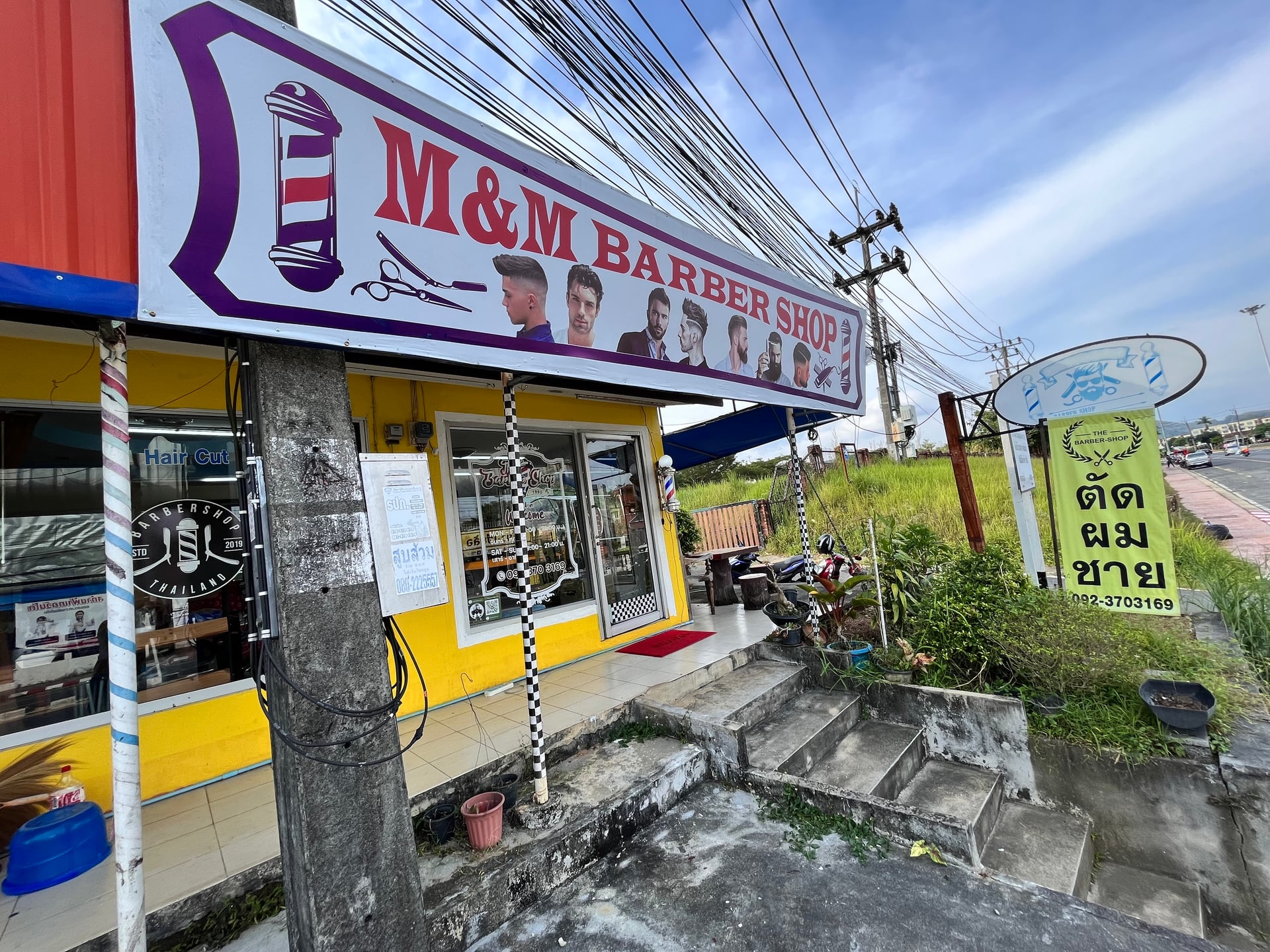 M & M Barber Shop Weed