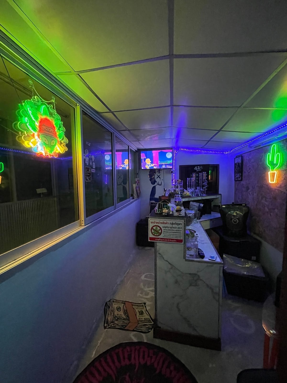 ladyai42O Cannabis Mae Klong