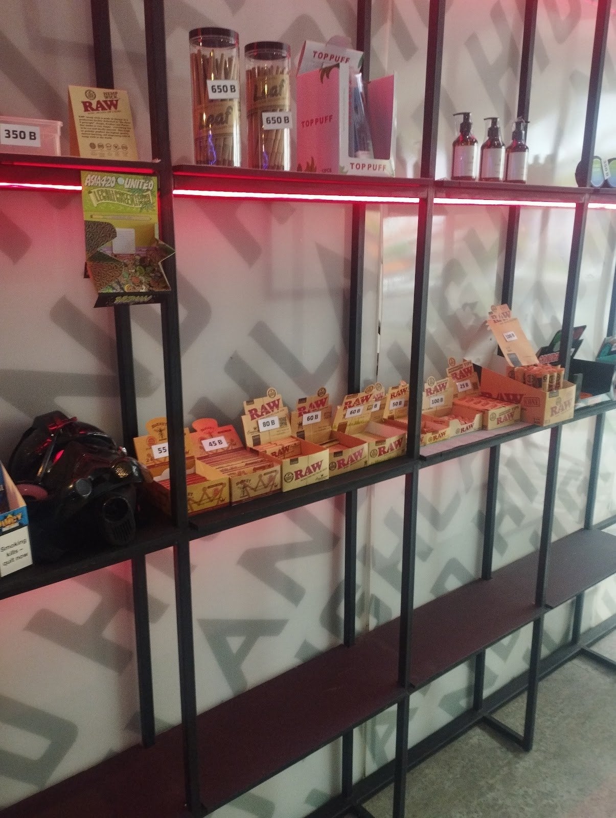 Ec Cafe Bangkok Sukhumvit33 1 Everyone Cannabis