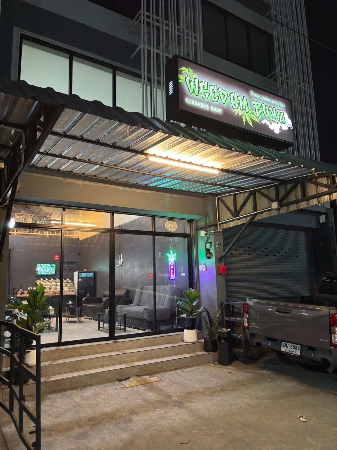 Weed Em Boyz Cannabis Dispensary Marijuanas