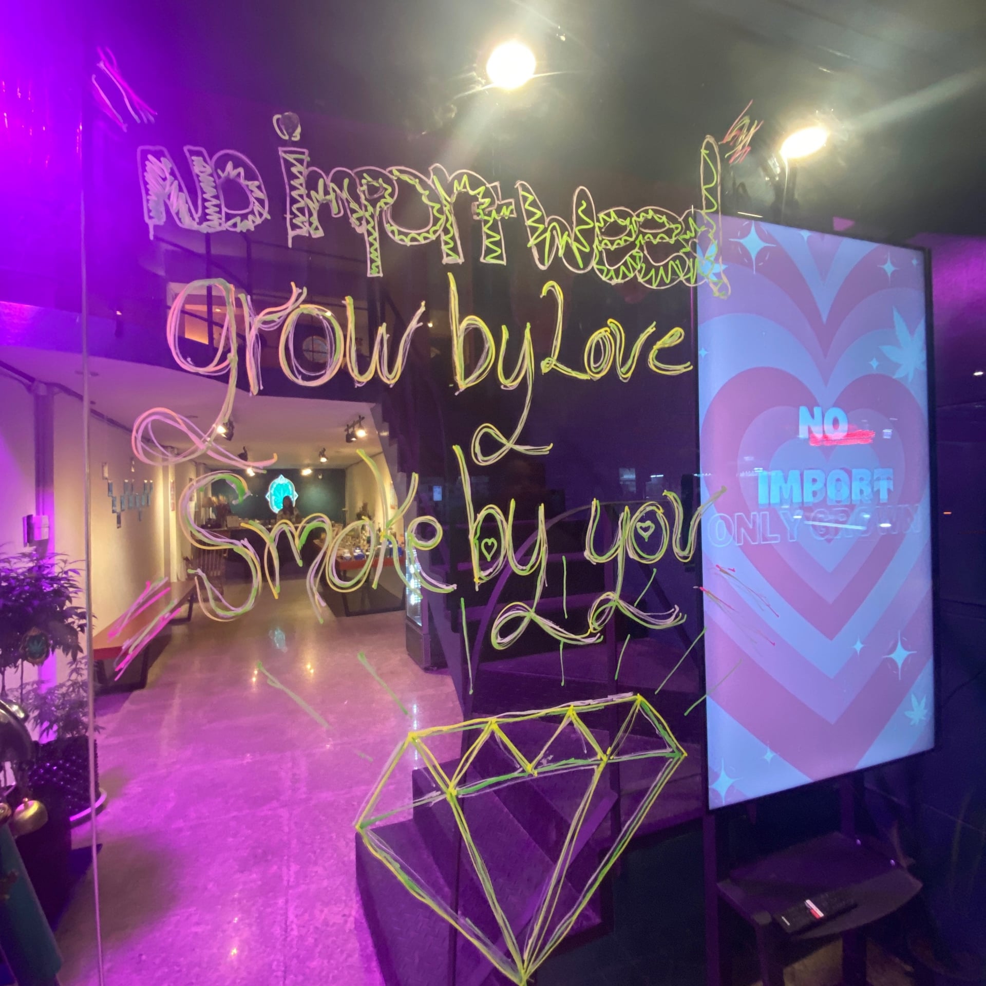 Green Diamond At Khaosan