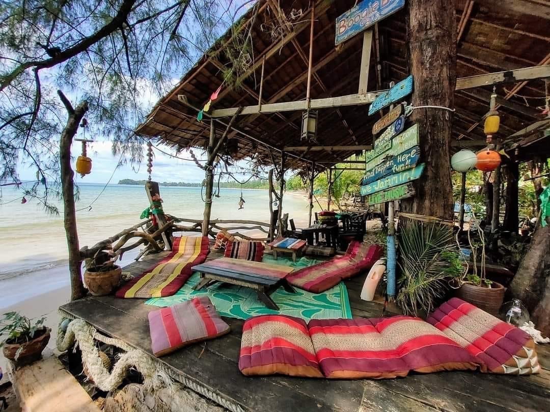 Boogie Bay Bar
