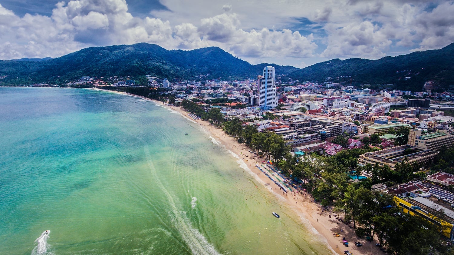 GreenLab Cannabis, Beer And Smoke Accessories Shop In Patong