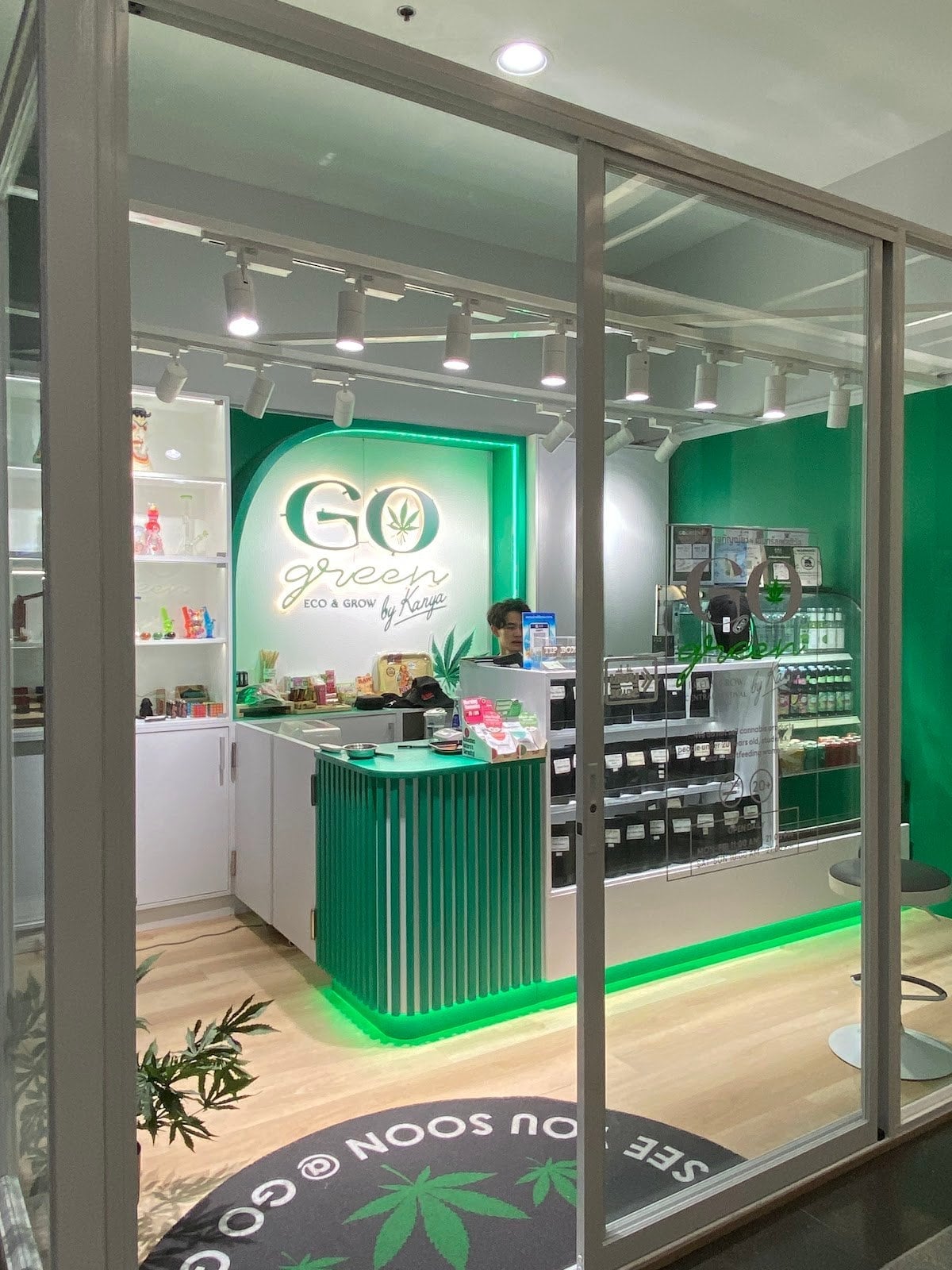 Go Green By Kanya Weed Dispensary And Cannabis Central Festival