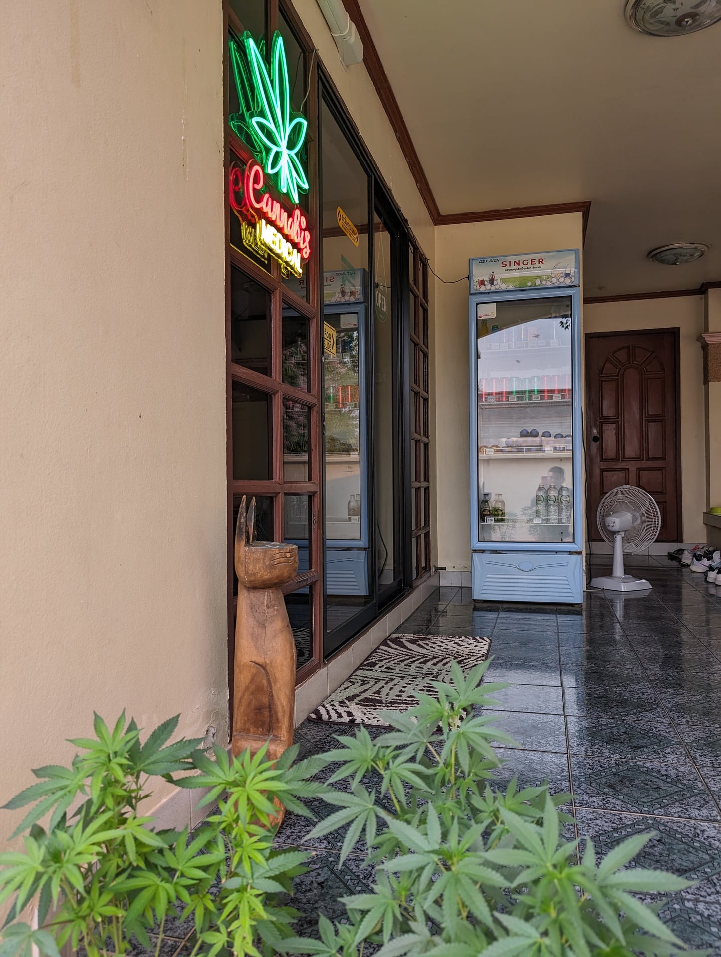 MikeBuds Cannabis Dispensary