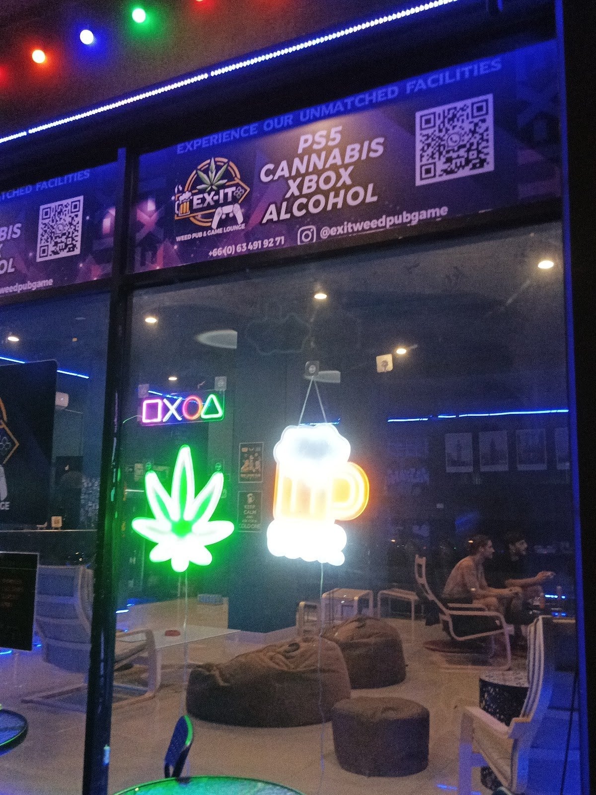 EX-IT Weed Pub & Game Lounge