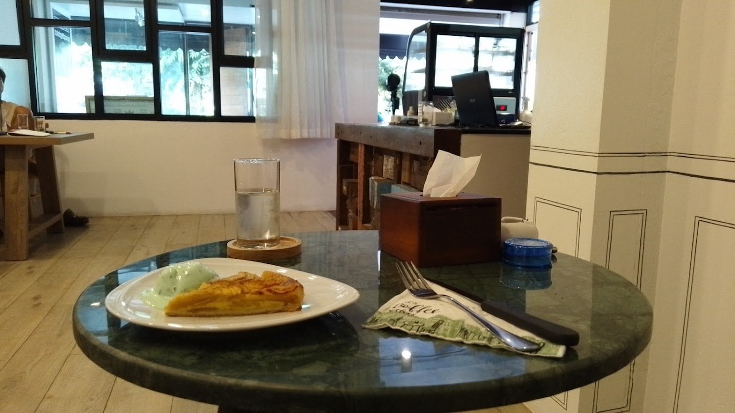 Buds House Café Pattaya