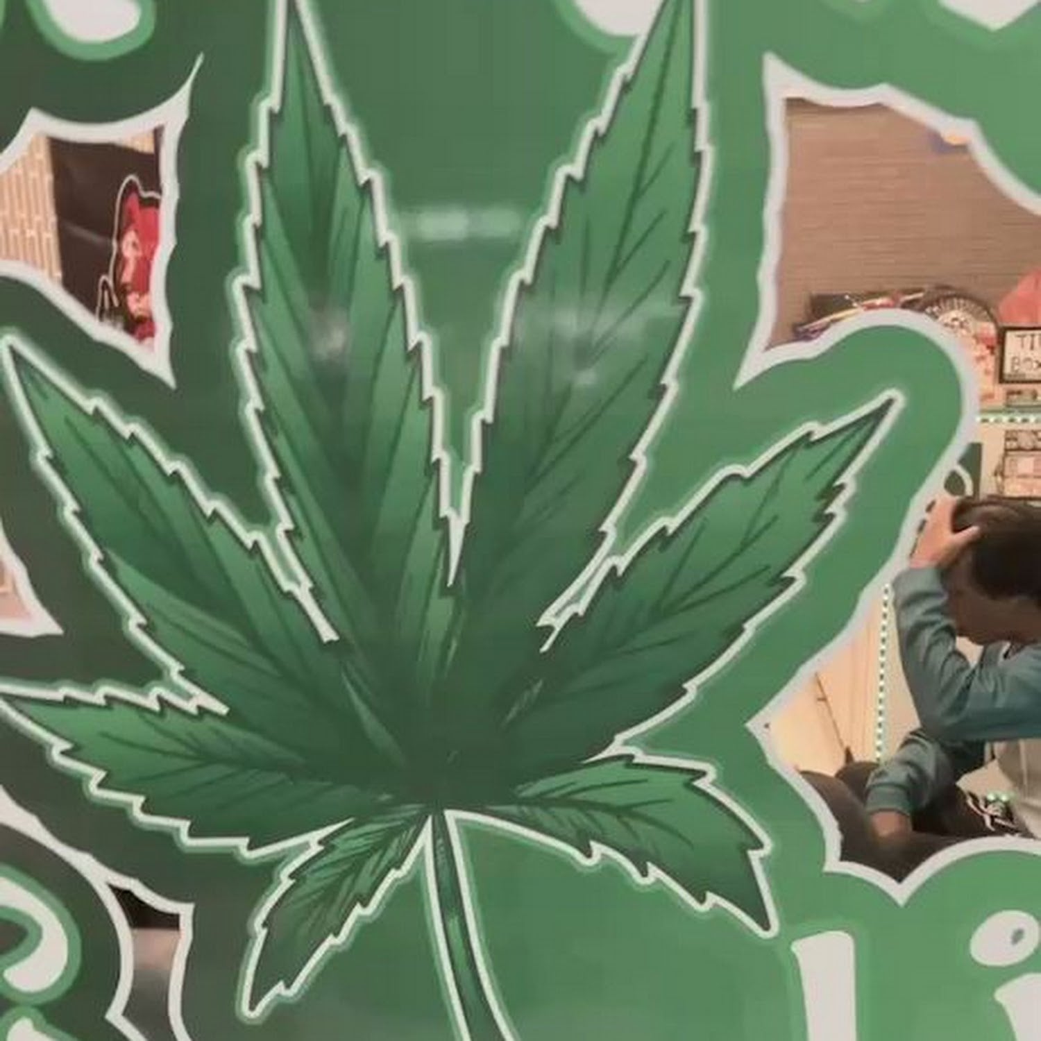 Makan Cannabis