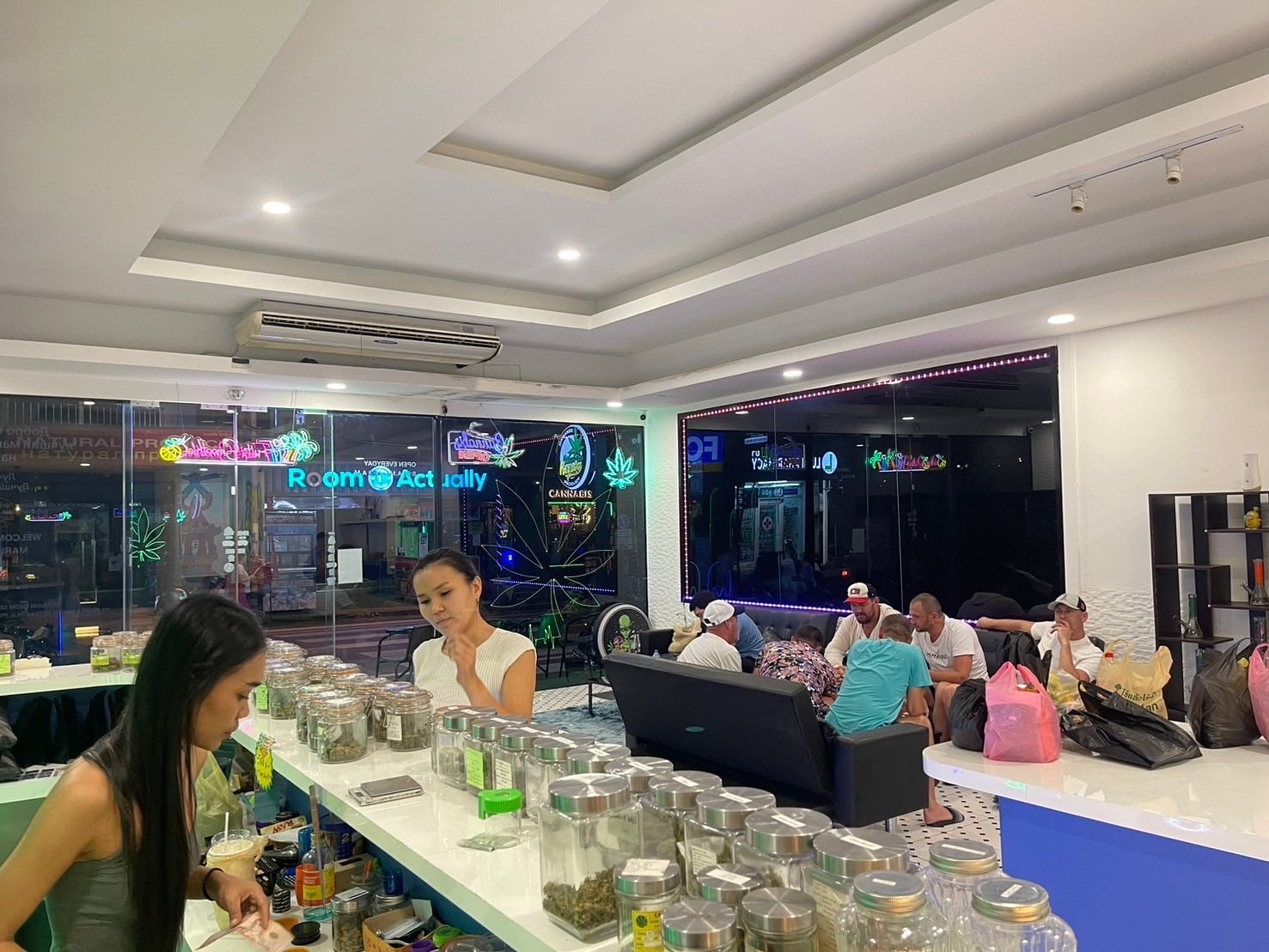 Chill Out Cannabis - Karon