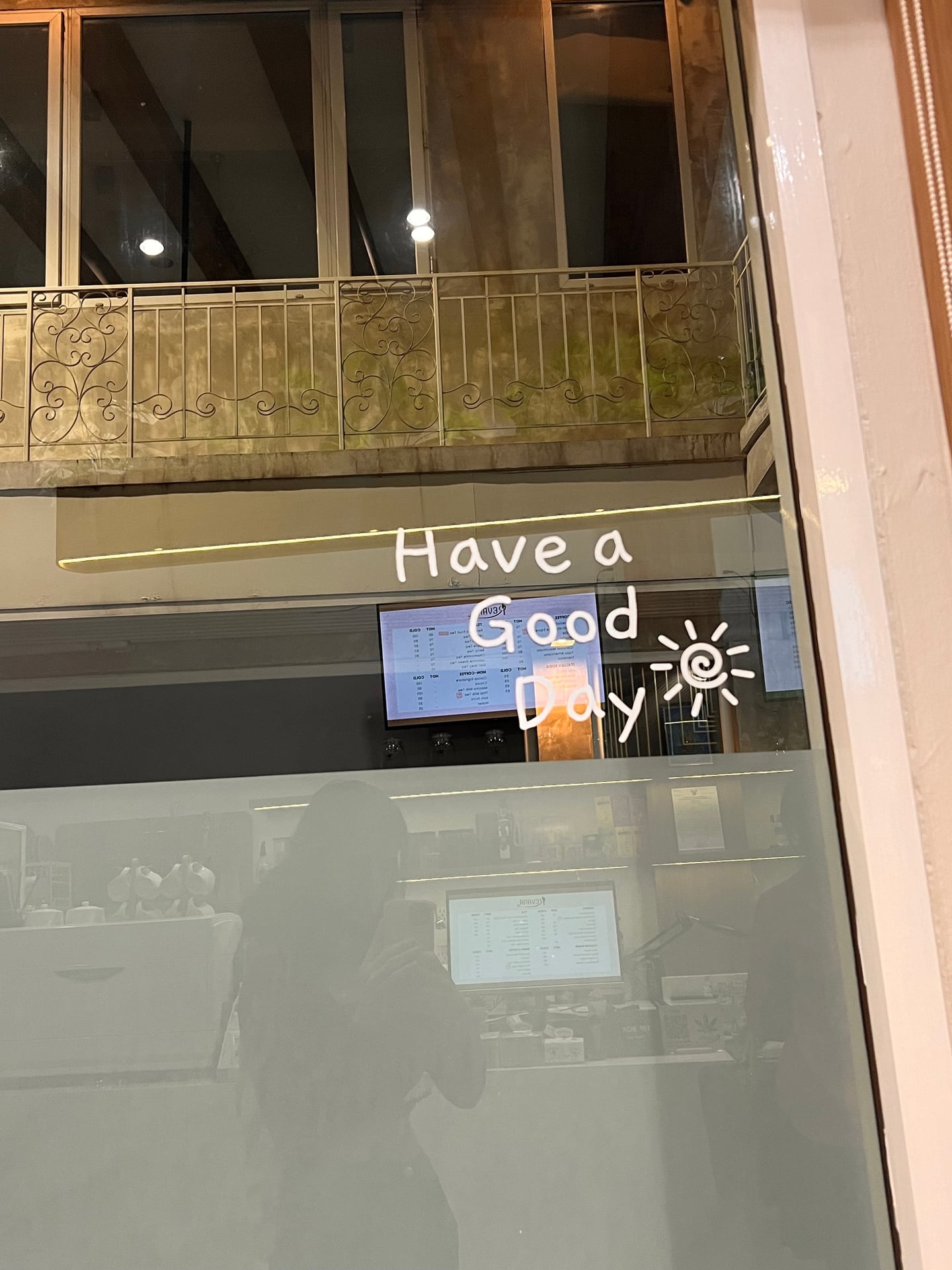Revana Café
