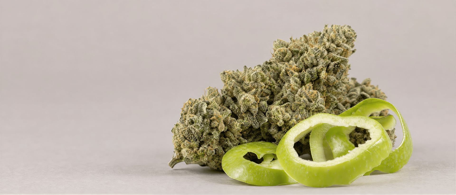 Terpen Farnesene v cannabis: Aroma a důkazy