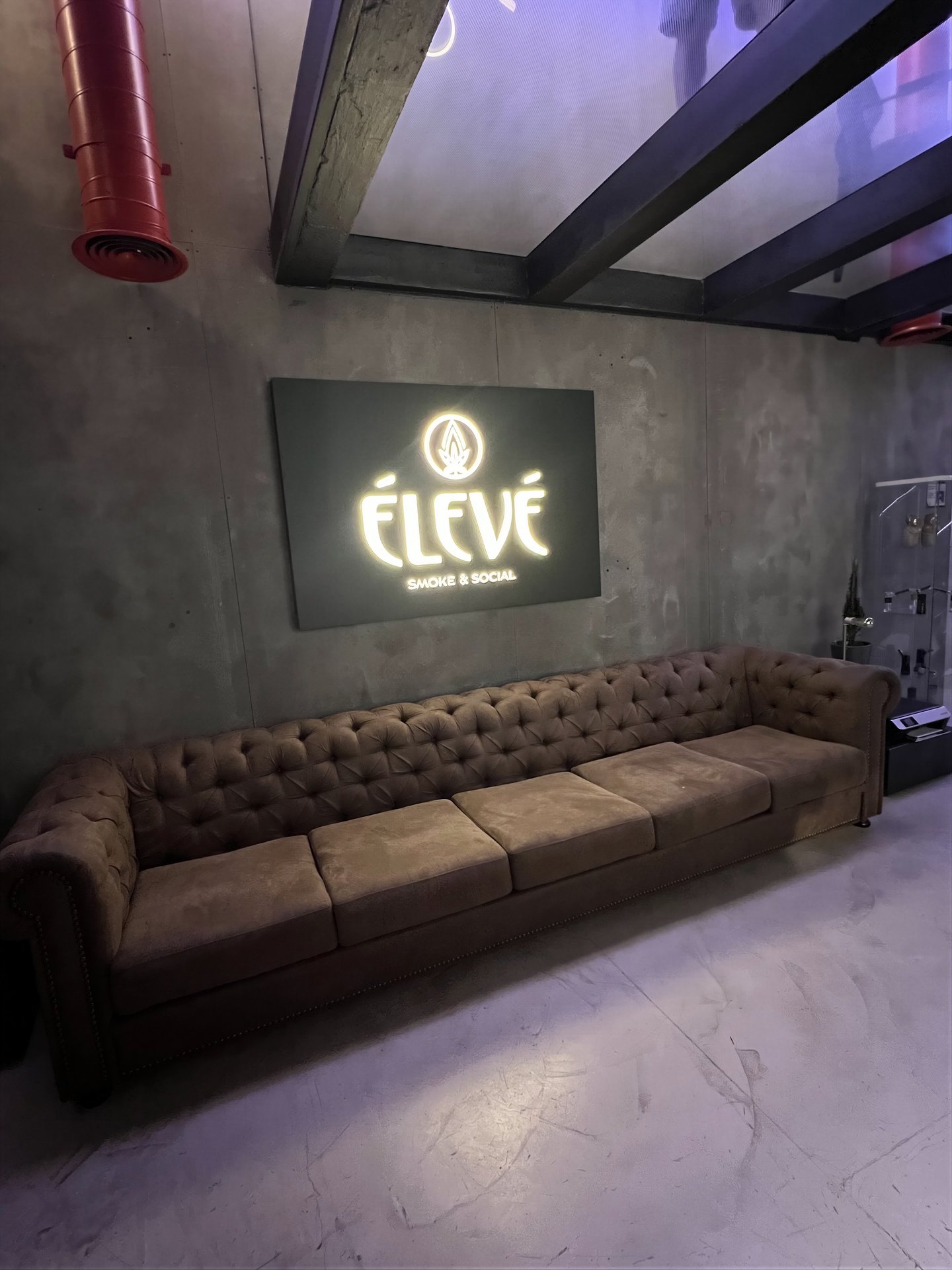 Élevé