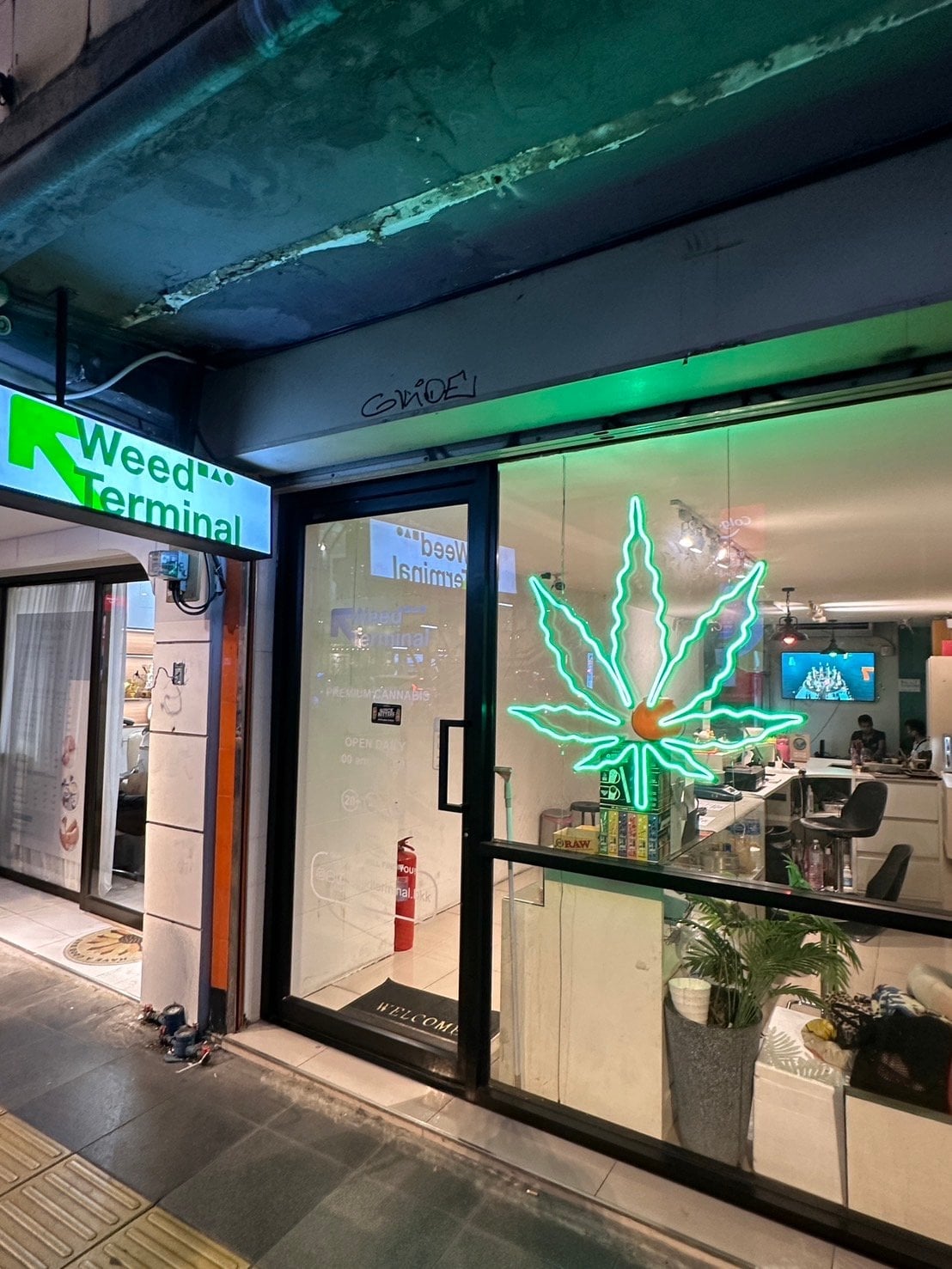 Weed Terminal