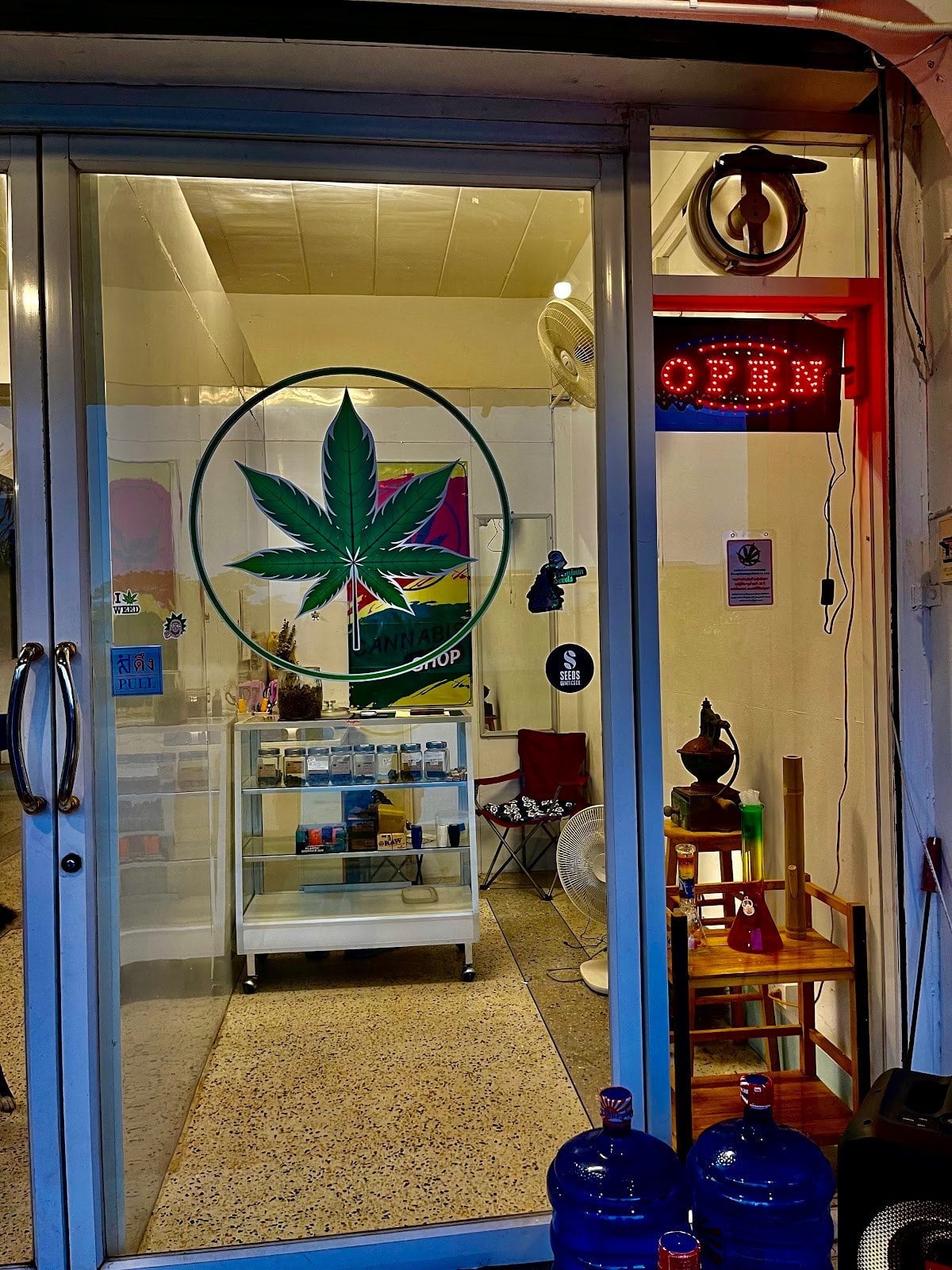 NiceweedAnda Canabis Food And Drink
