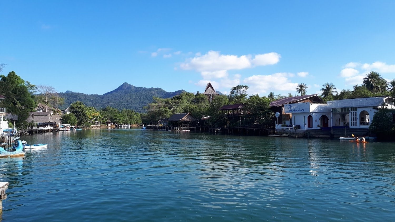 Sapparot Bar & Bungalows